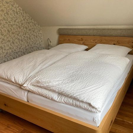 Öhringen Ferienwohnung Rosengarten מראה חיצוני תמונה