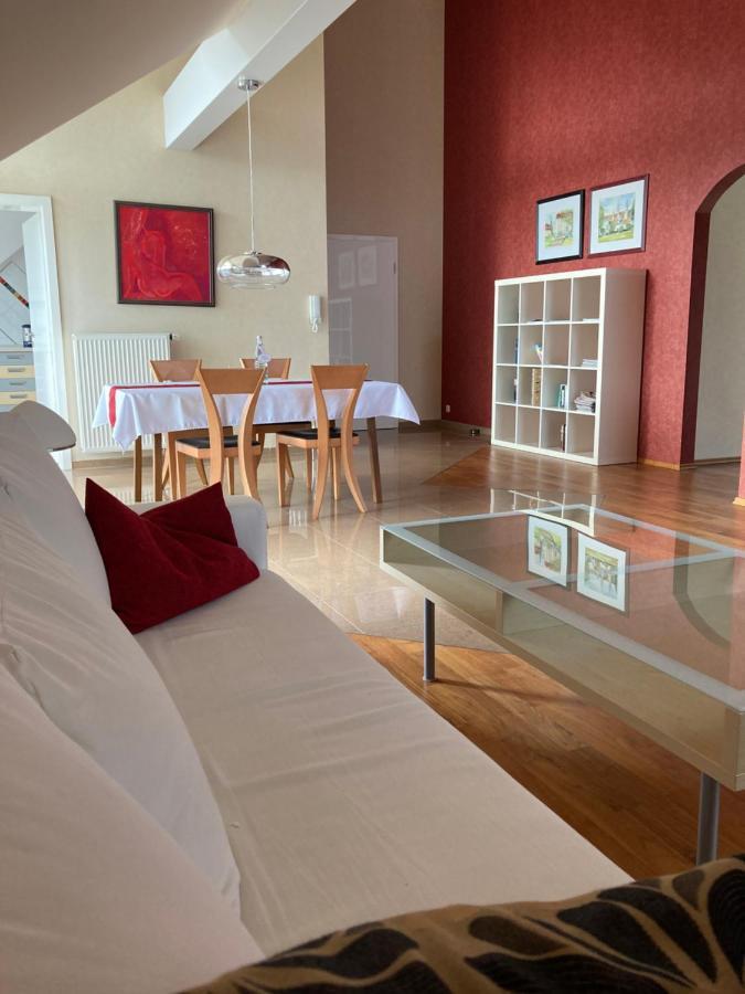 Öhringen Ferienwohnung Rosengarten מראה חיצוני תמונה