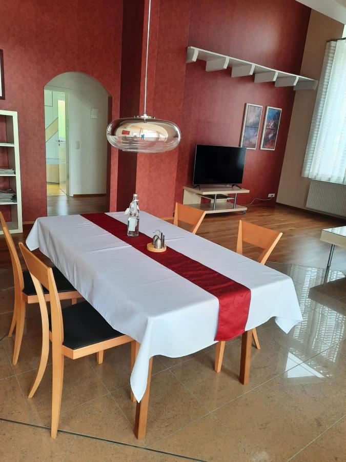 Öhringen Ferienwohnung Rosengarten מראה חיצוני תמונה